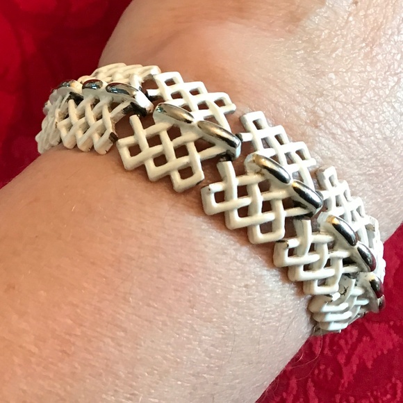 MONET Vintage Bracelet - Picture 1 of 4